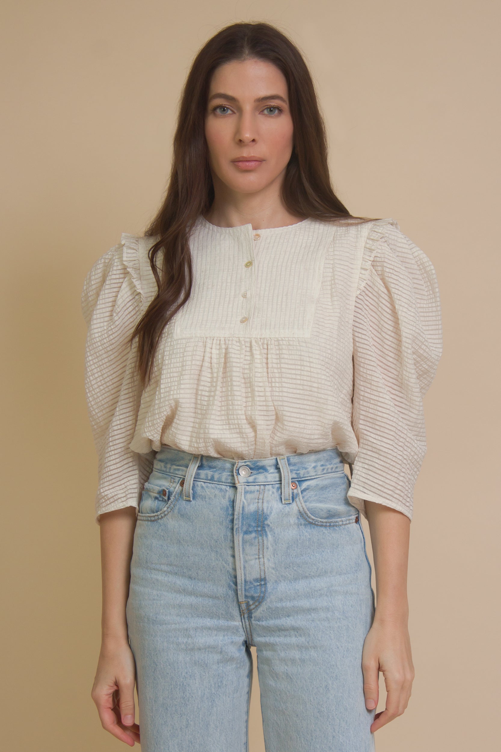 Current Air textured puff sleeve blouse, in off white.
