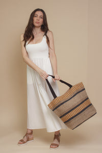 Jute tote bag, in mustard.