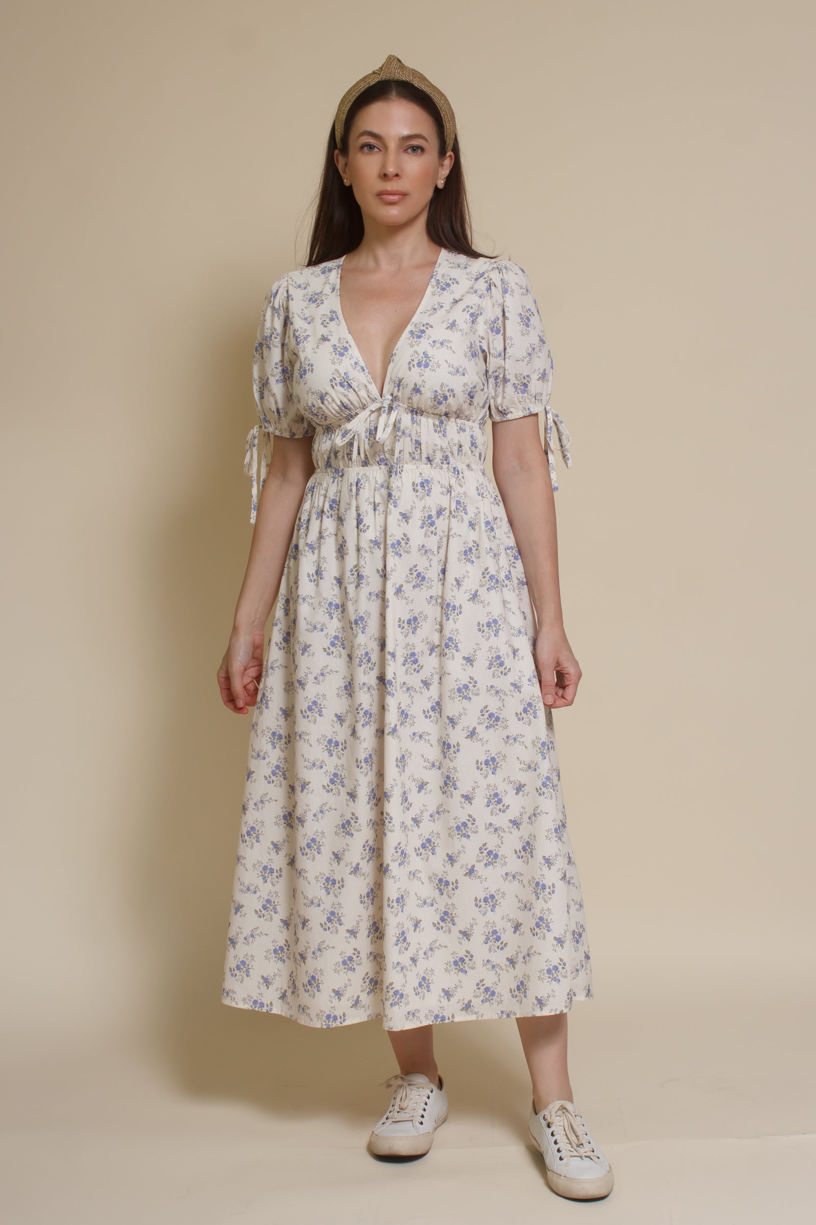 Storia short sleeve smocked midi dress, in blue floral.