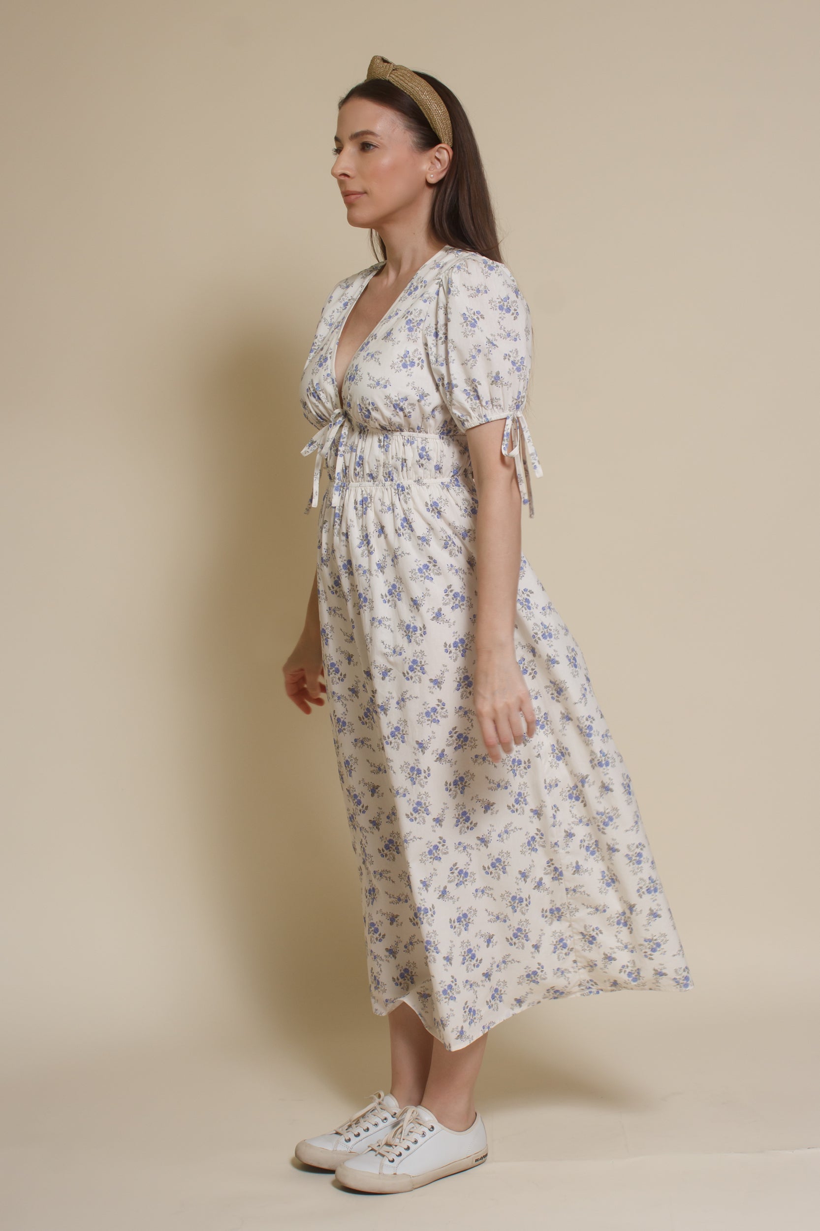 Storia short sleeve smocked midi dress, in blue floral.
