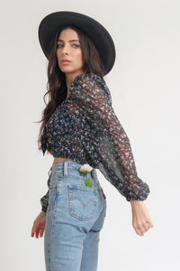 Floral puff sleeve crop top. Image 8