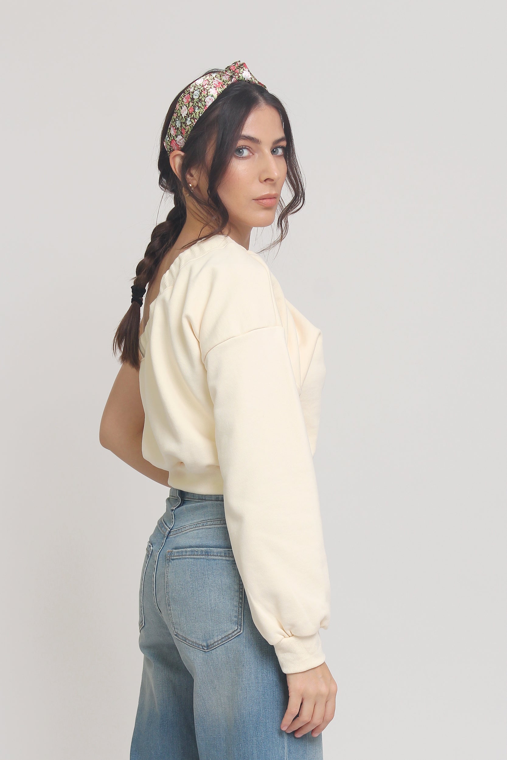 One shoulder cropped sweatshirt, in Cream.