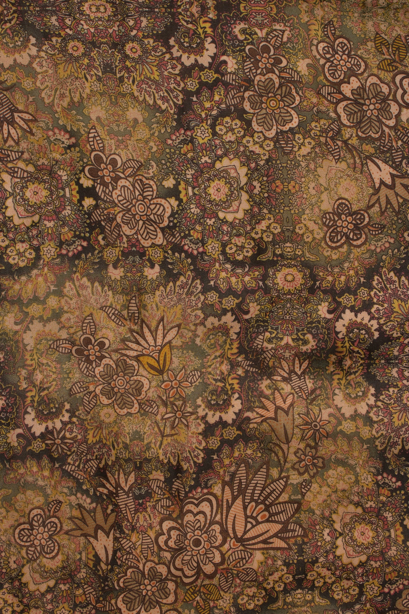 Dress Forum Fabric Swatch in Oriental Garden.