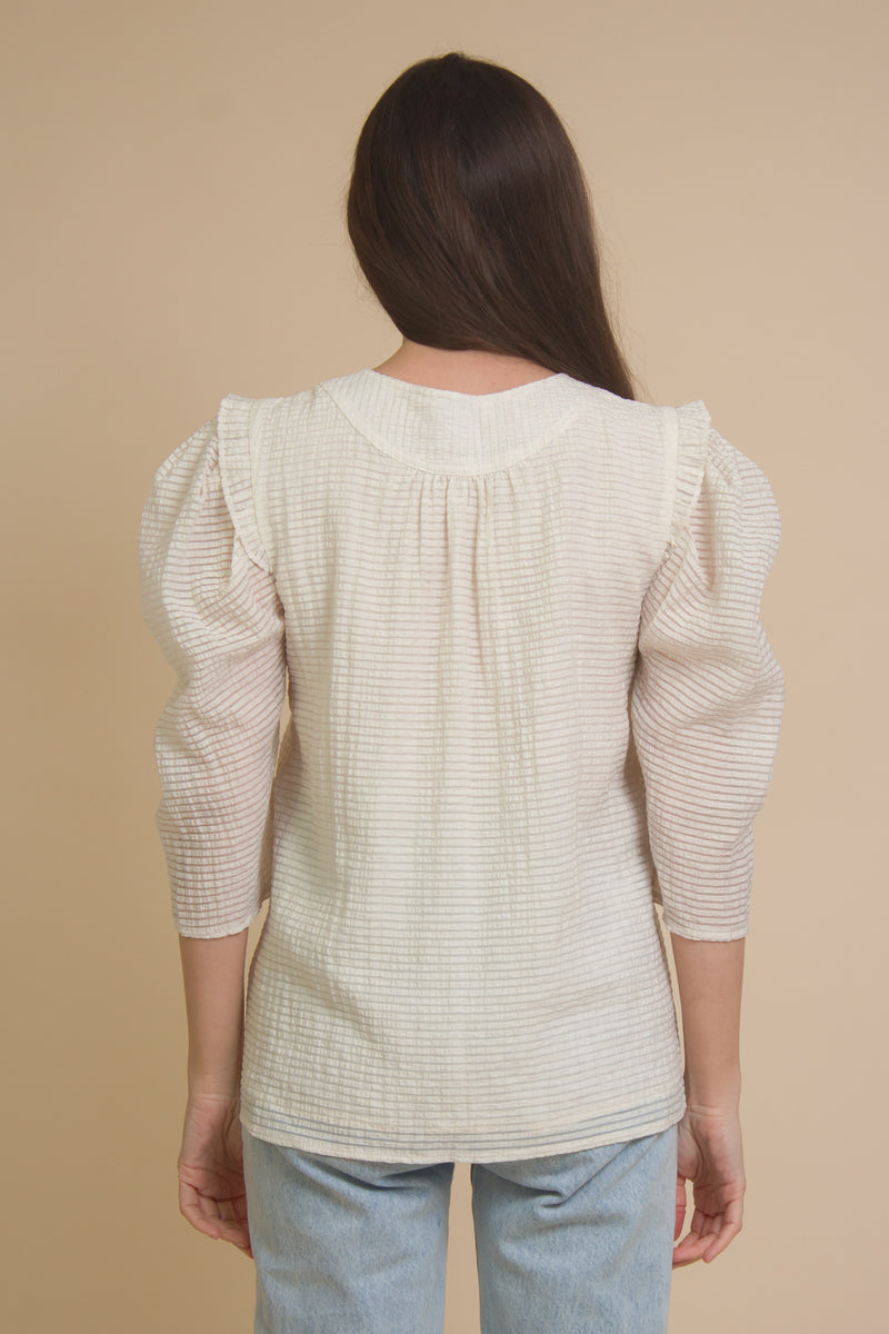 Current Air textured puff sleeve blouse, in off white.