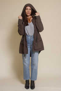 Fate parka jacket with cargo pockets and optional hood, in olive.