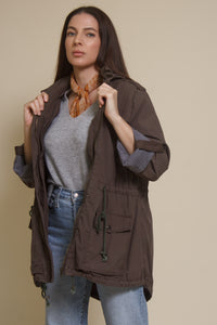 Fate parka jacket with cargo pockets and optional hood, in olive