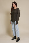 Fate wide neck sweater with round hem, in olive.