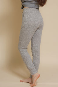 Dee Elly fleece sweatpants with elastic waist, in heather grey.