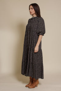 In Loom floral puff sleeve button front midi dress. Color: Black Floral