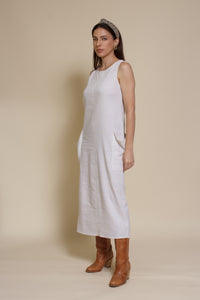 Mod Ref linen pocket dress, in ivory.