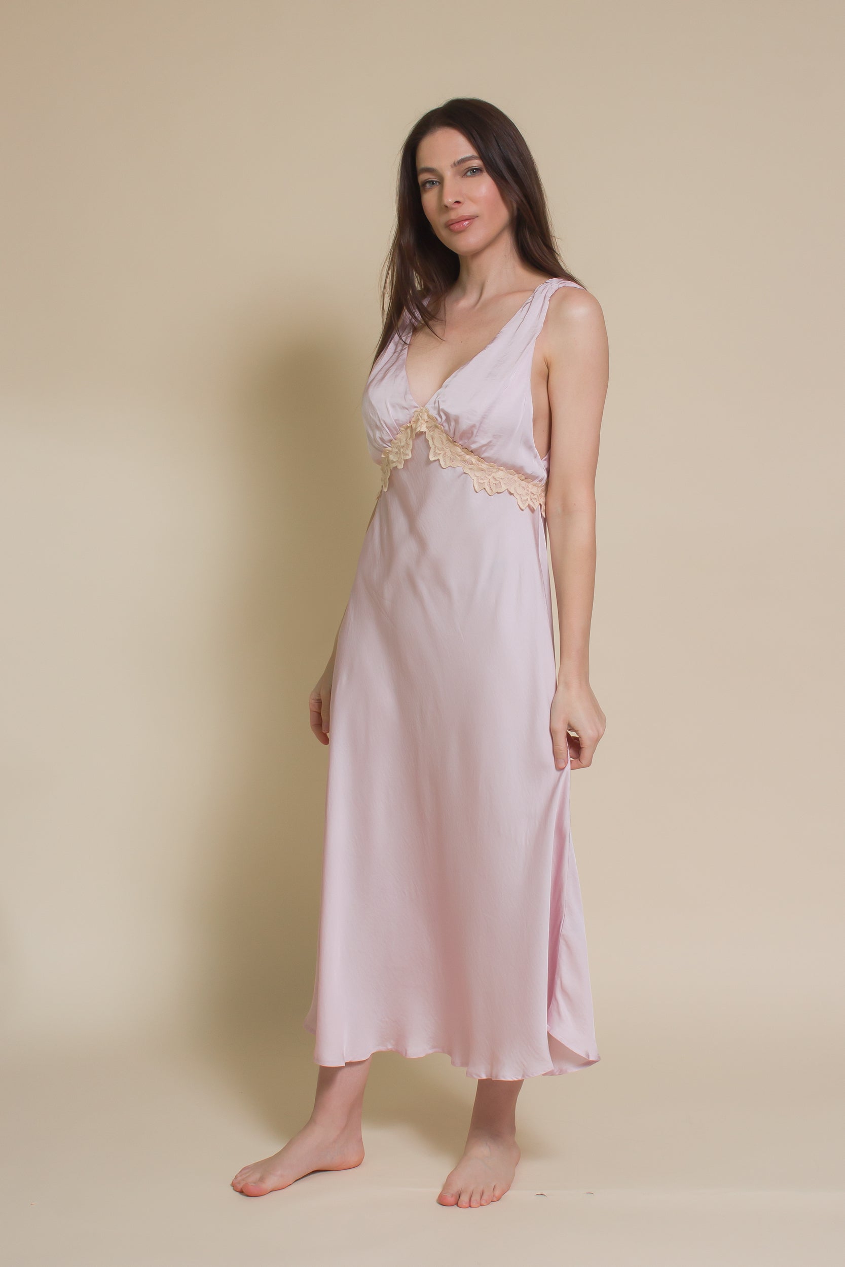 olivaceous pink dress Olivaceous Fuchsia Ruffle Halter Pink Dress