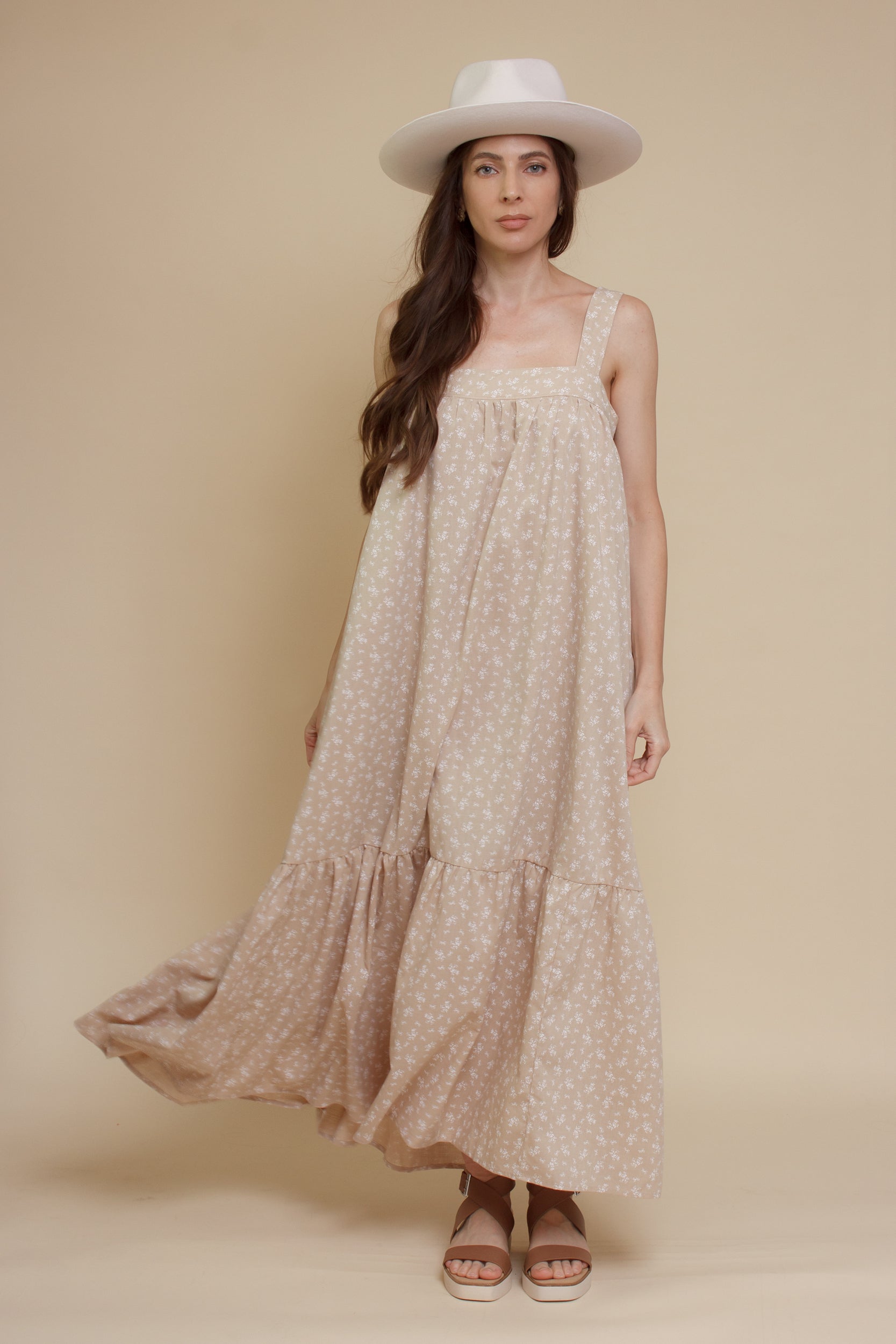 In Loom Backless Floral Maxi Dress – Franklin Sunset