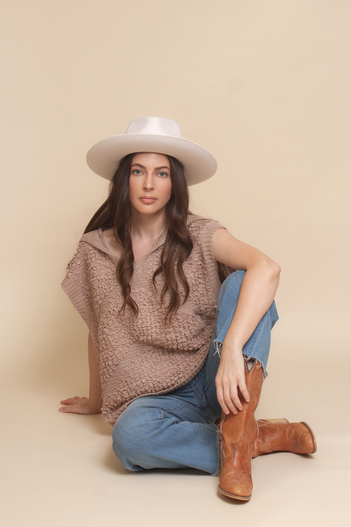 POL oversized looped knit hooded sweater vest, in mauve.