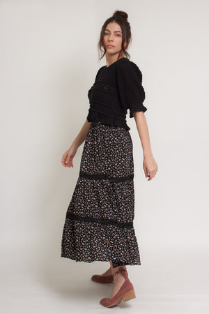Ditsy floral print midi skirt with lace contrast detail, in black. Image 7
