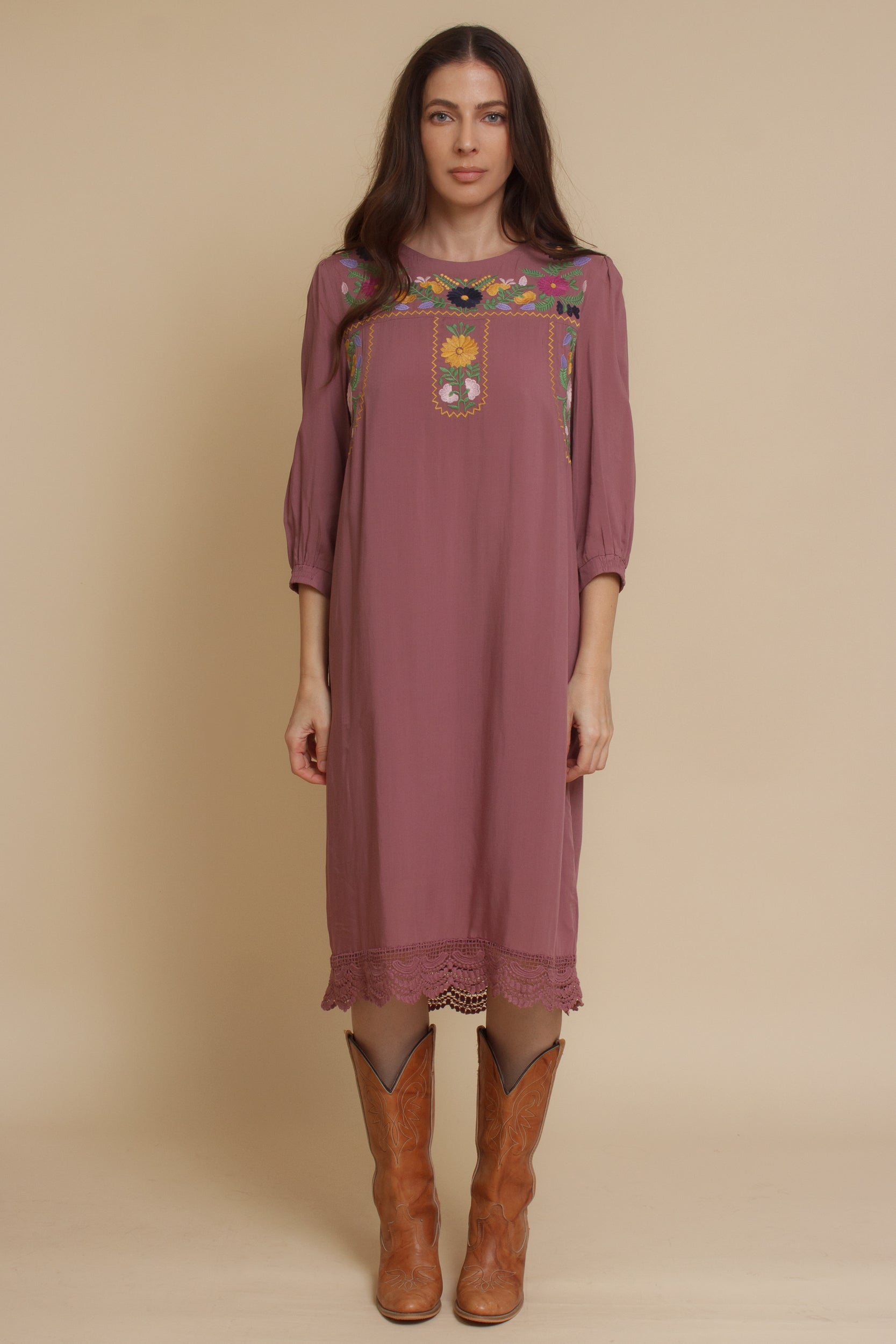 Embroidered floral midi dress, in antique mauve. Image 3