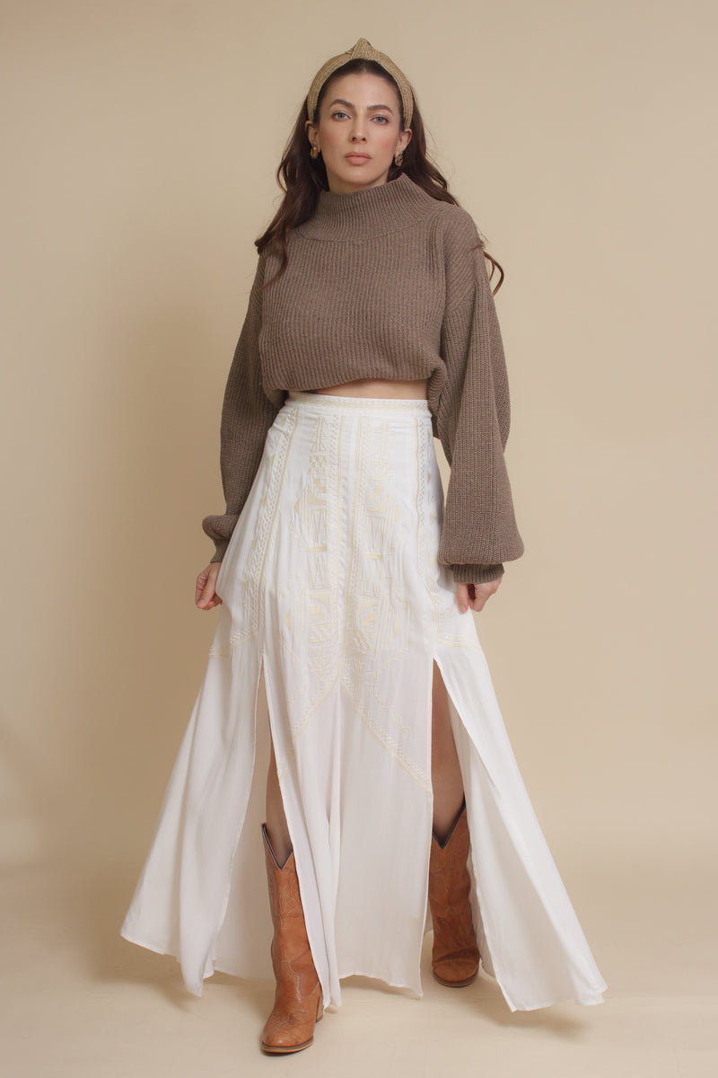 Maxi skirt with embroidered detail, in ivory. Image 13