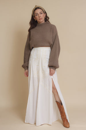 Maxi skirt with embroidered detail, in ivory. Image 14