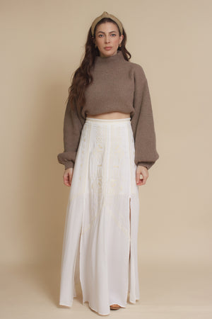 Maxi skirt with embroidered detail, in ivory. Image 9