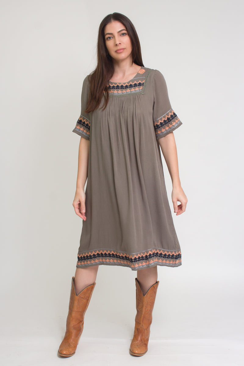Embroidered midi dress, in olive. Image 3