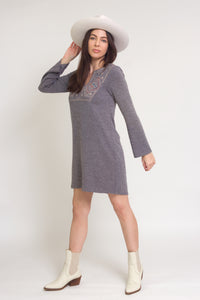 Embroidered sweater dress, in grey. Image 10