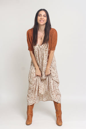 Apron front floral midi dress with pockets and tiered skirt, in cream. Image 13