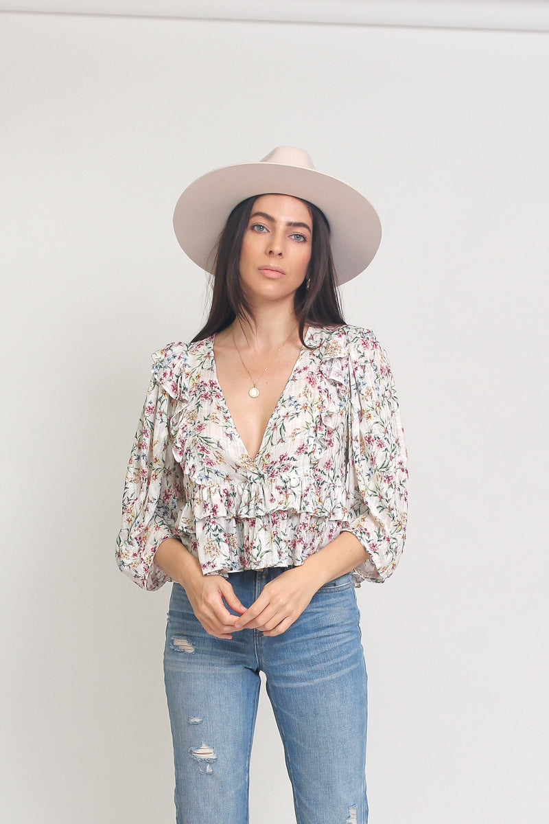 Floral top with ruffle detail and puff sleeves, in White. Image 3