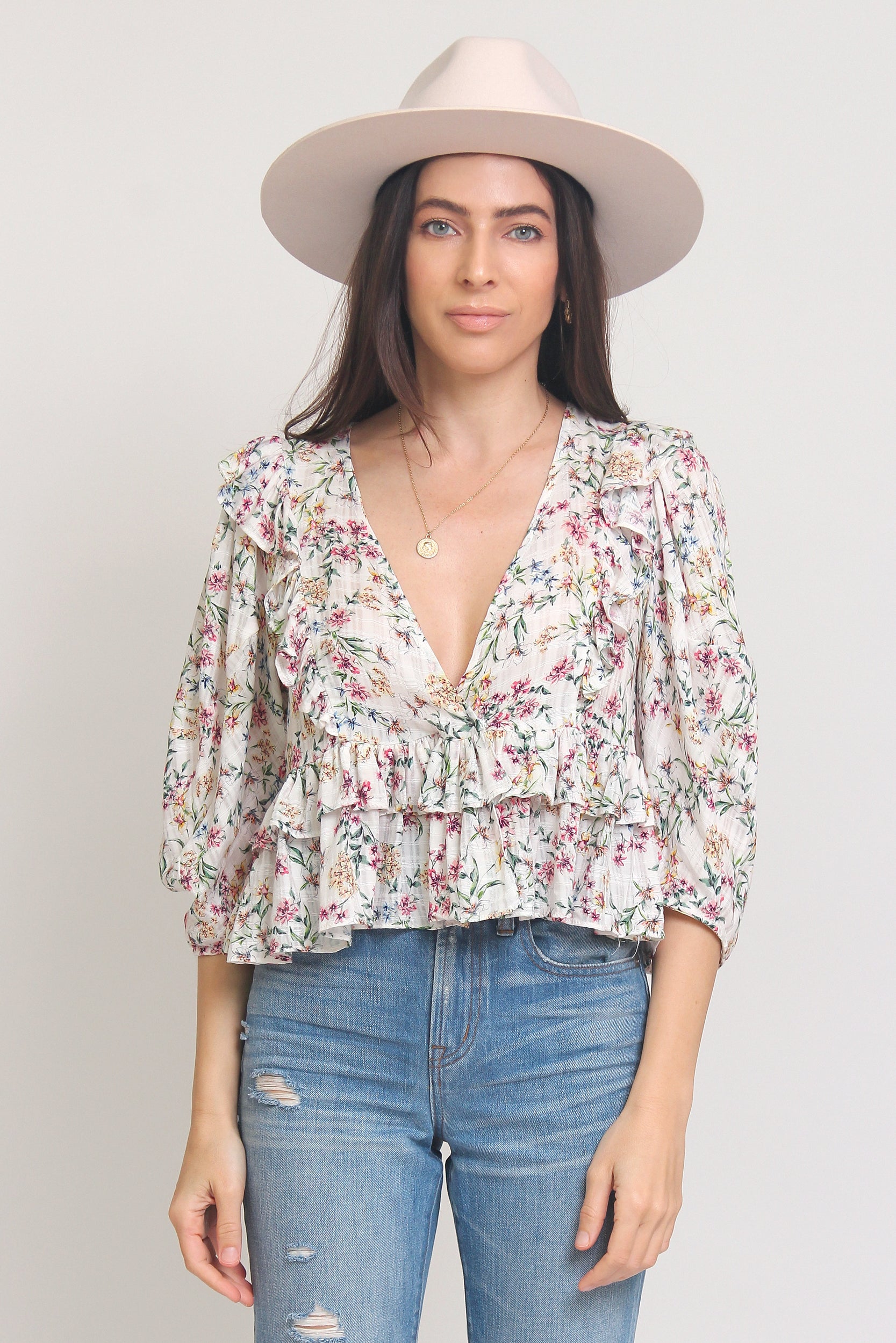 Floral top with ruffle detail and puff sleeves, in White. Image 4