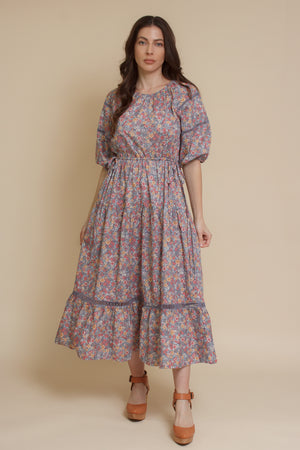 Floral puff sleeve midi dress, in light purple.