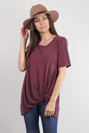 Knot front tee shirt, in dusty burgundy.