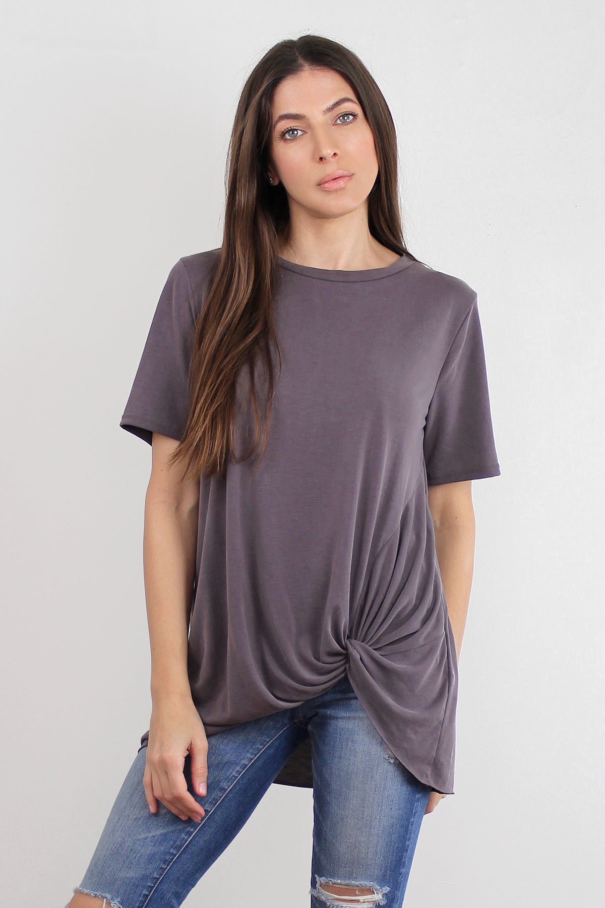 Knot front tee shirt, in dusty plum. Image 3