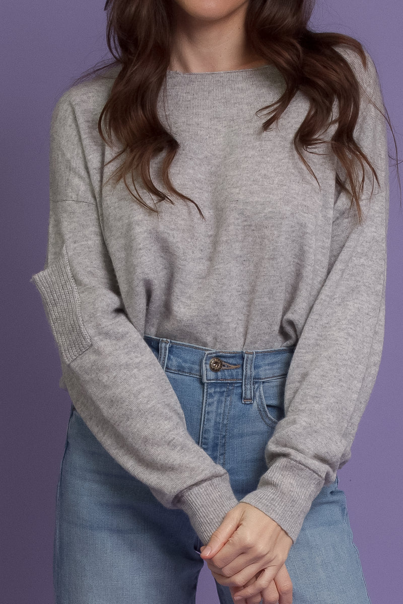Cashmere blend sweater with sleeve pocket. Image 4