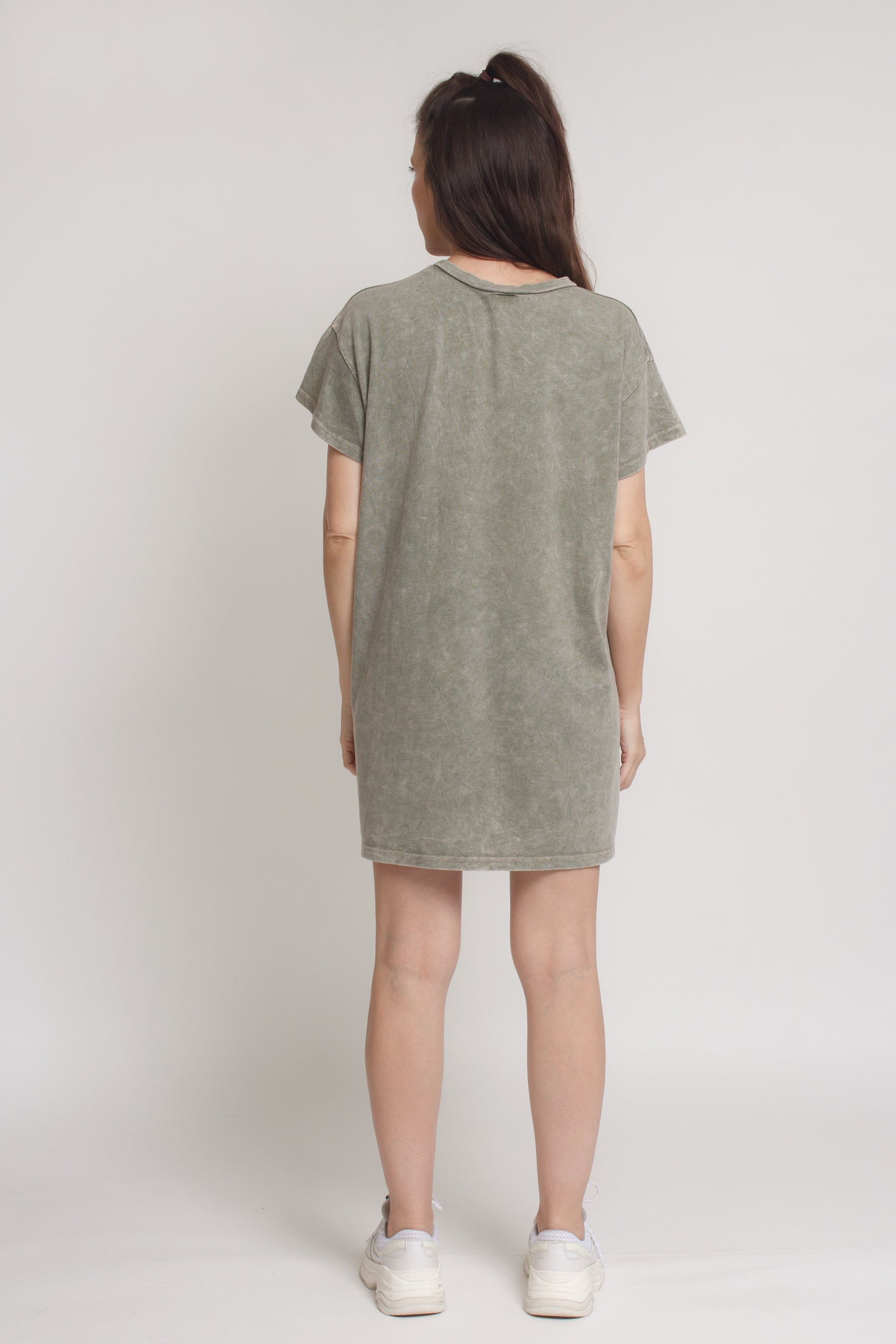 Oversized Pocket tee shirt dress, in vintage olive. Image 13