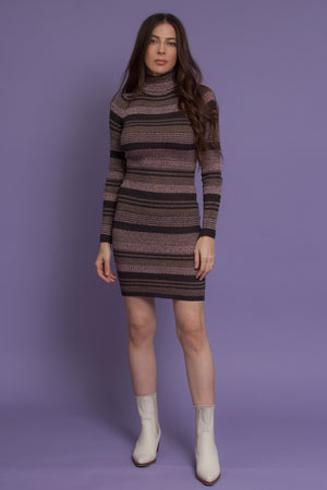 Fitted ribbed turtleneck dress, in mauve. Image 11