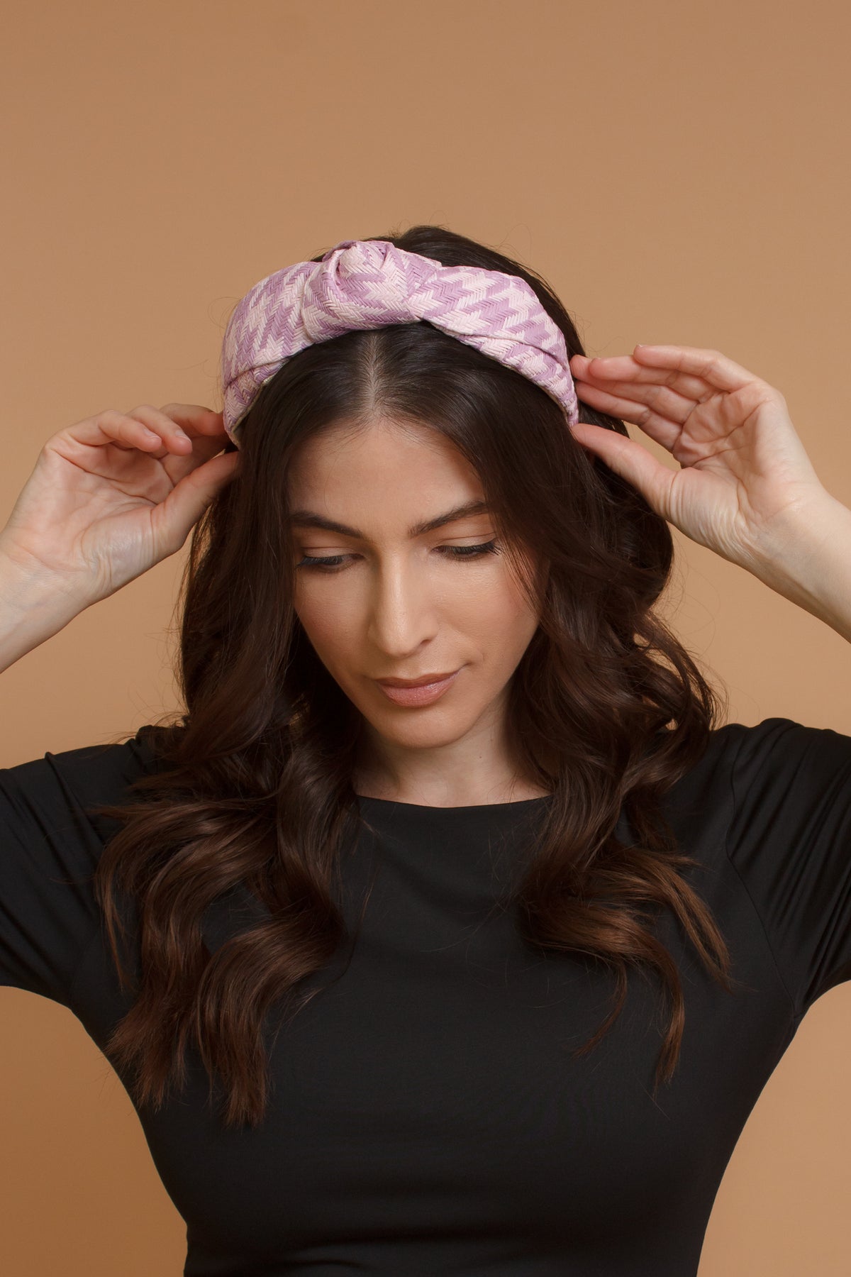 Woven straw headband with knot top, in lilac.